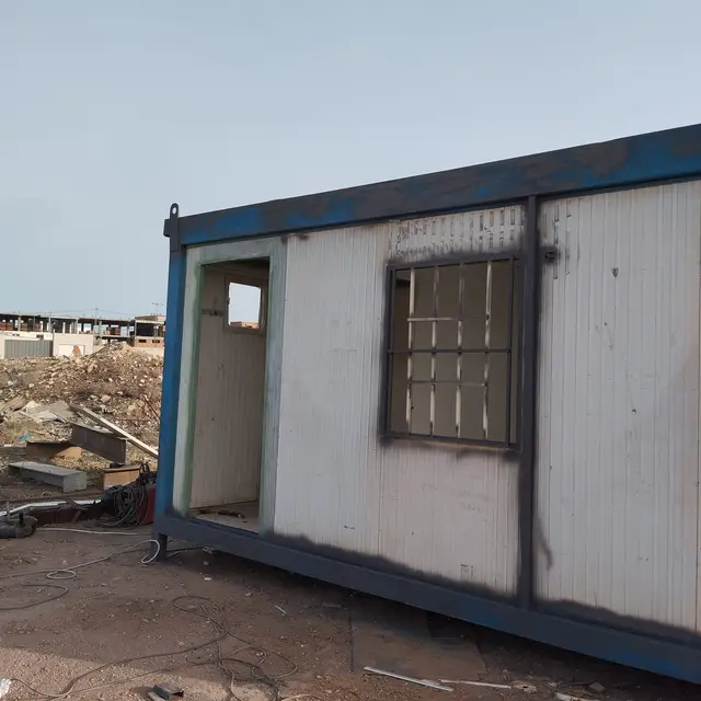 Containers & sur mesure — Pilot Constract, Sfax